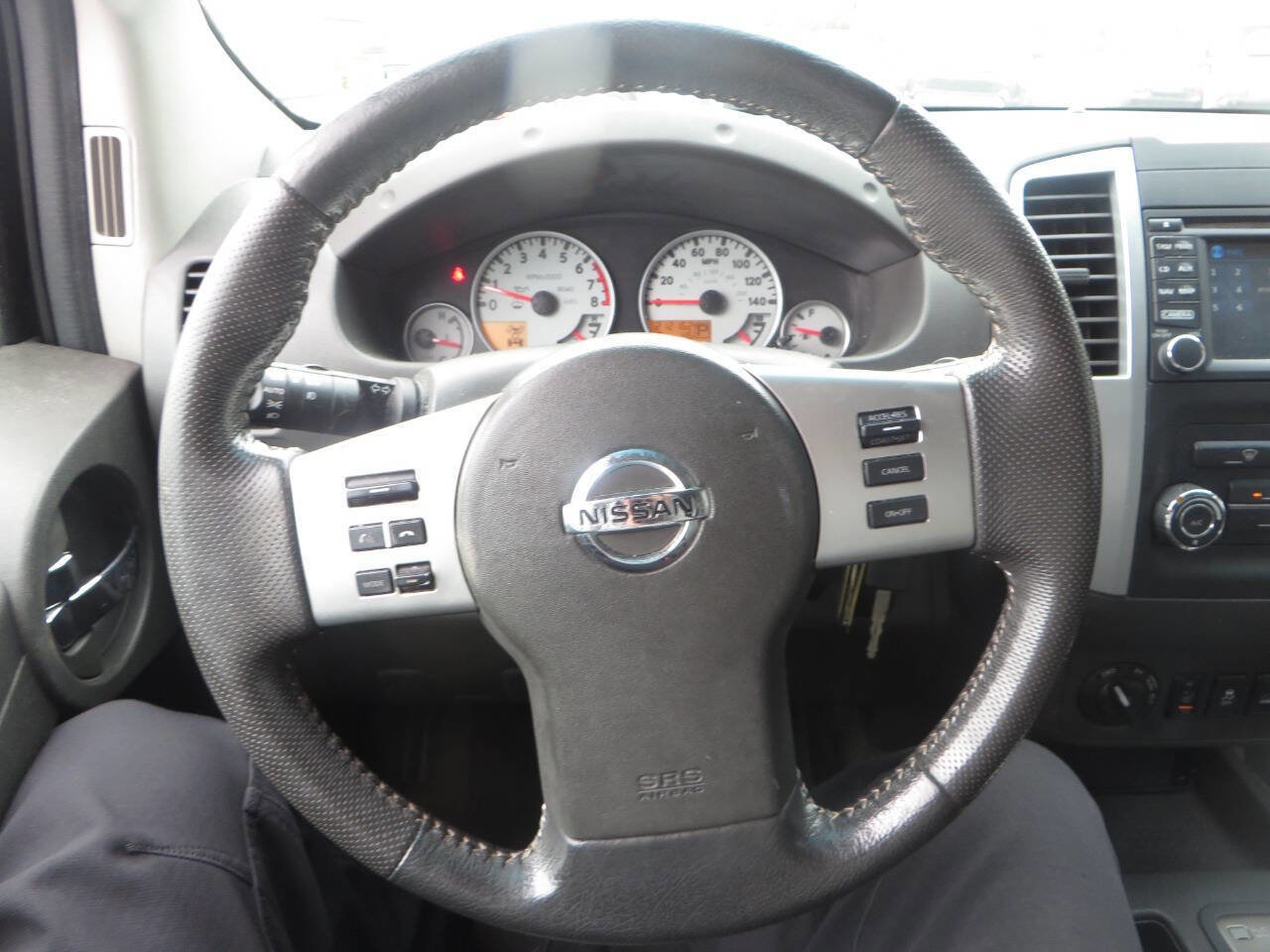 Used 2015 Nissan Xterra PRO-4X w/ Pro-4x Leather Package image 47