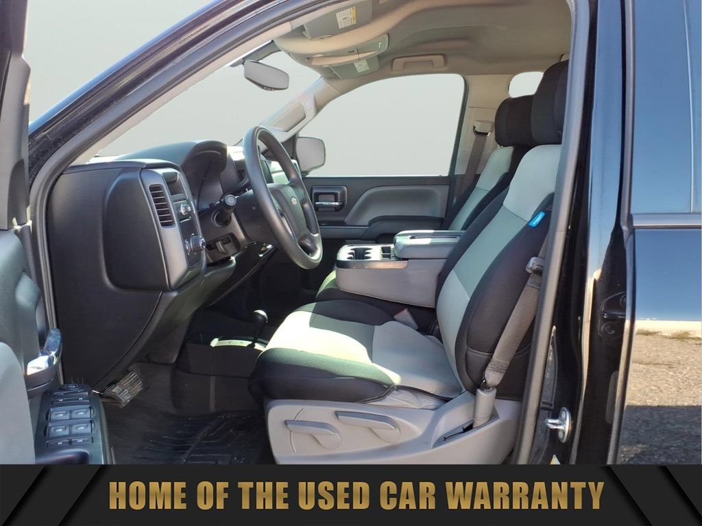 Used 2018 Chevrolet Silverado 1500 Custom w/ Custom Value Package AWD/4WD image 15