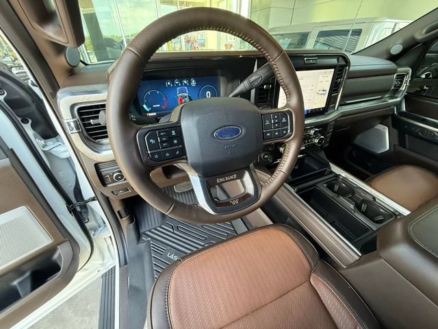 Used 2025 Ford F450 King Ranch w/ Snow Plow/Camper Package AWD/4WD image 10