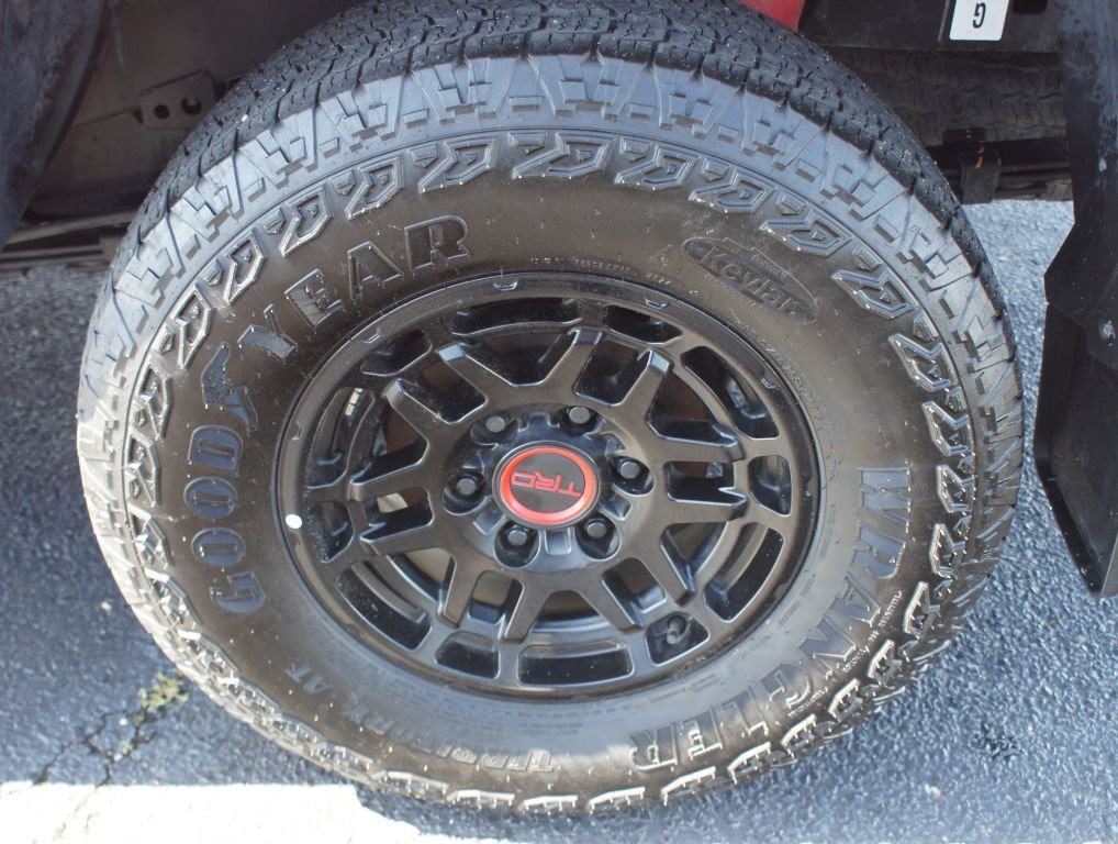Used 2023 Toyota Tacoma TRD Pro AWD/4WD image 27