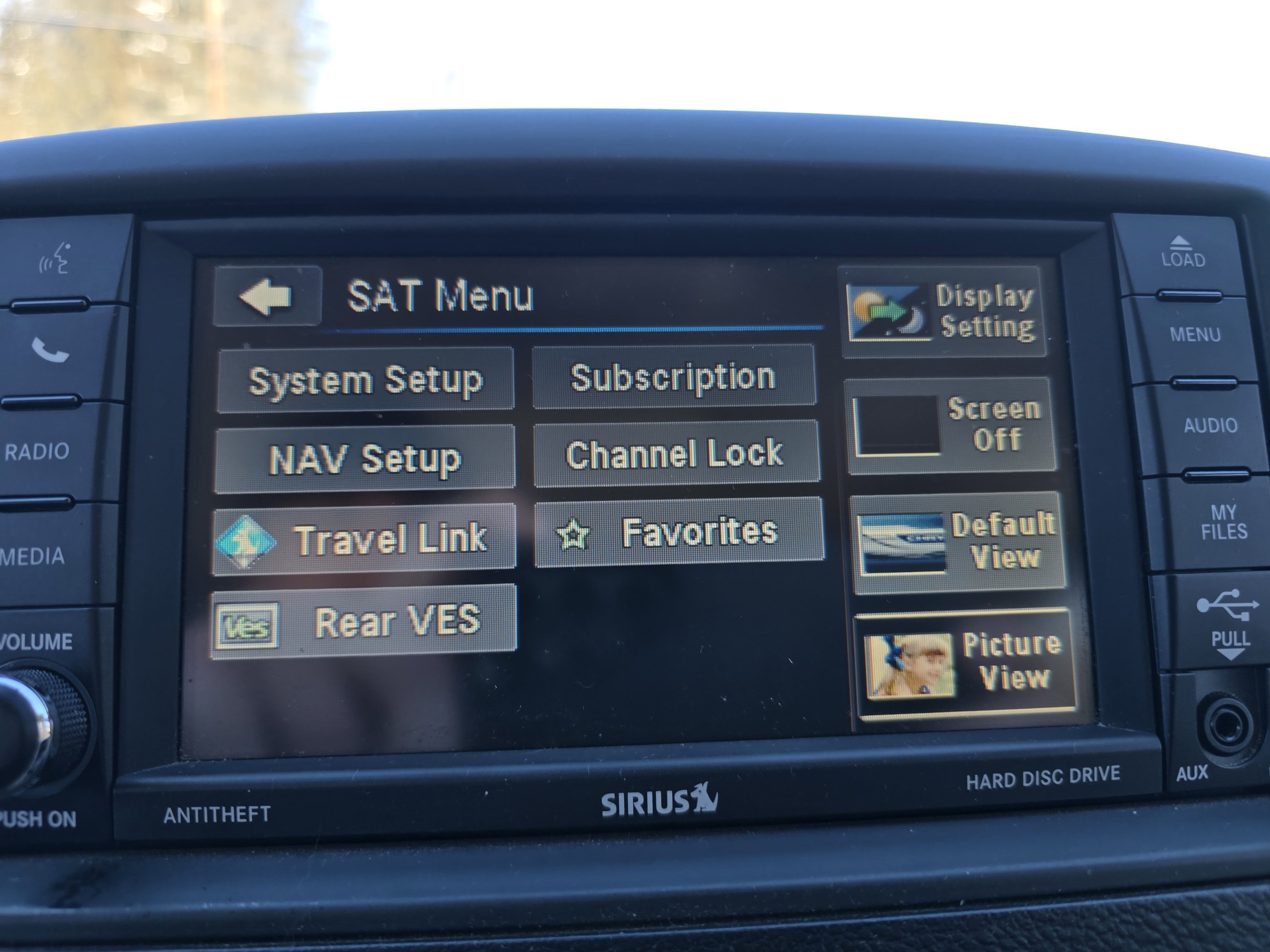 Used 2015 Chrysler Town & Country Touring w/ Driver Convenience Group image 29