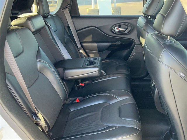 Used 2023 Jeep Cherokee Altitude Lux image 17