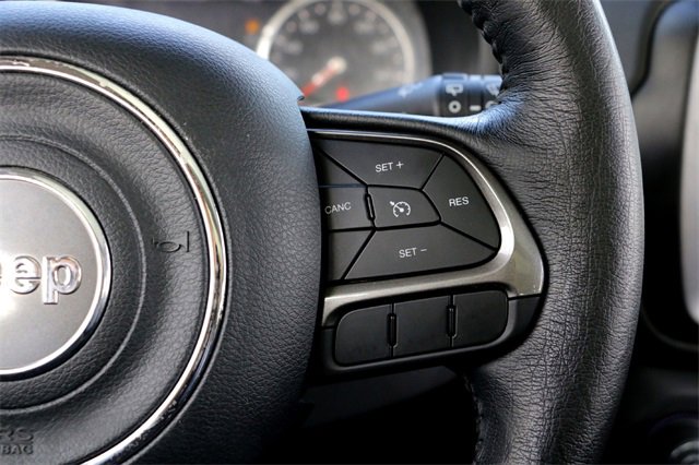 Used 2021 Jeep Renegade Limited w/ Sun & Sound Group image 13