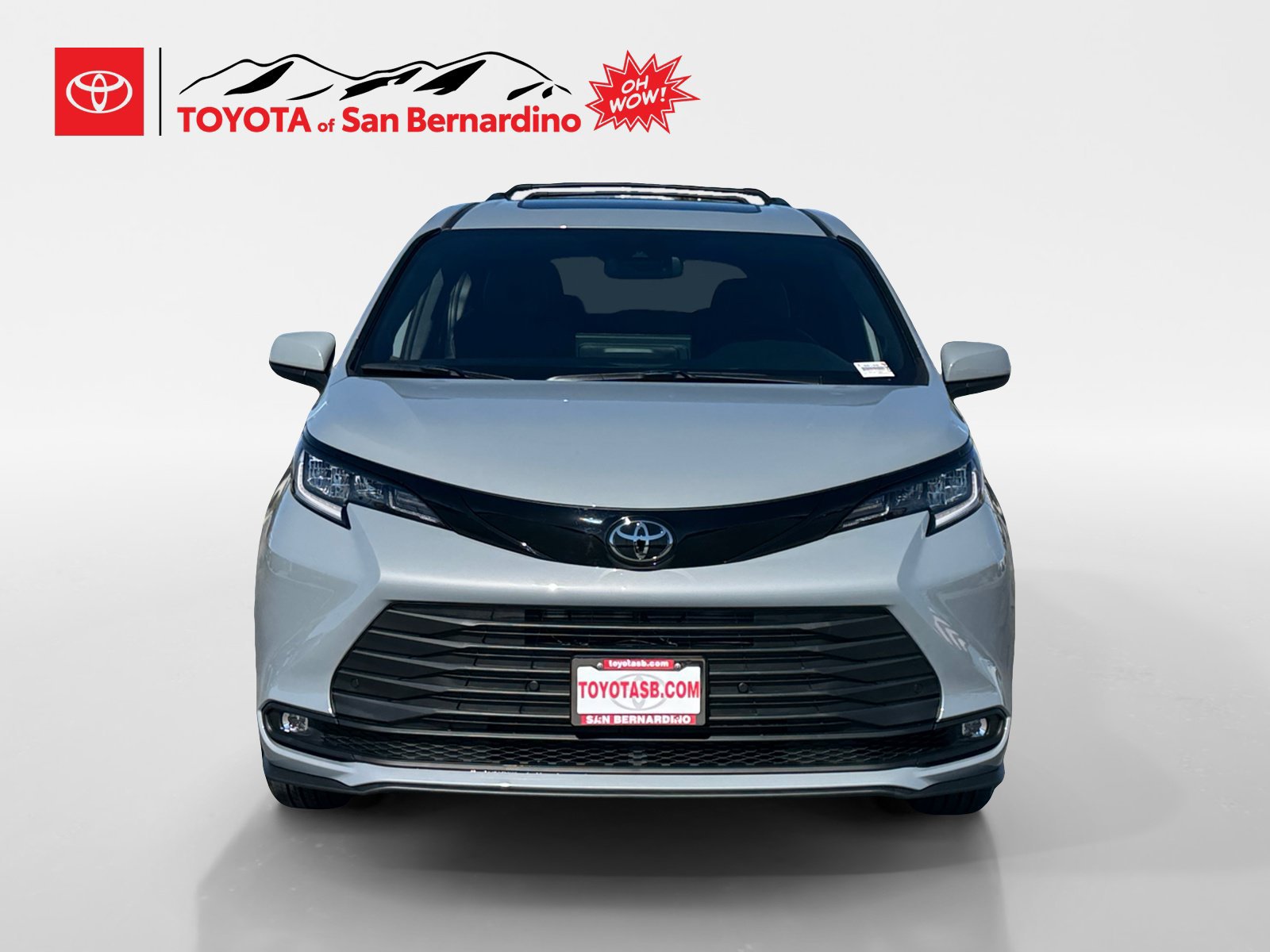 New 2026 Toyota Sienna XLE Woodland Edition AWD/4WD image 8