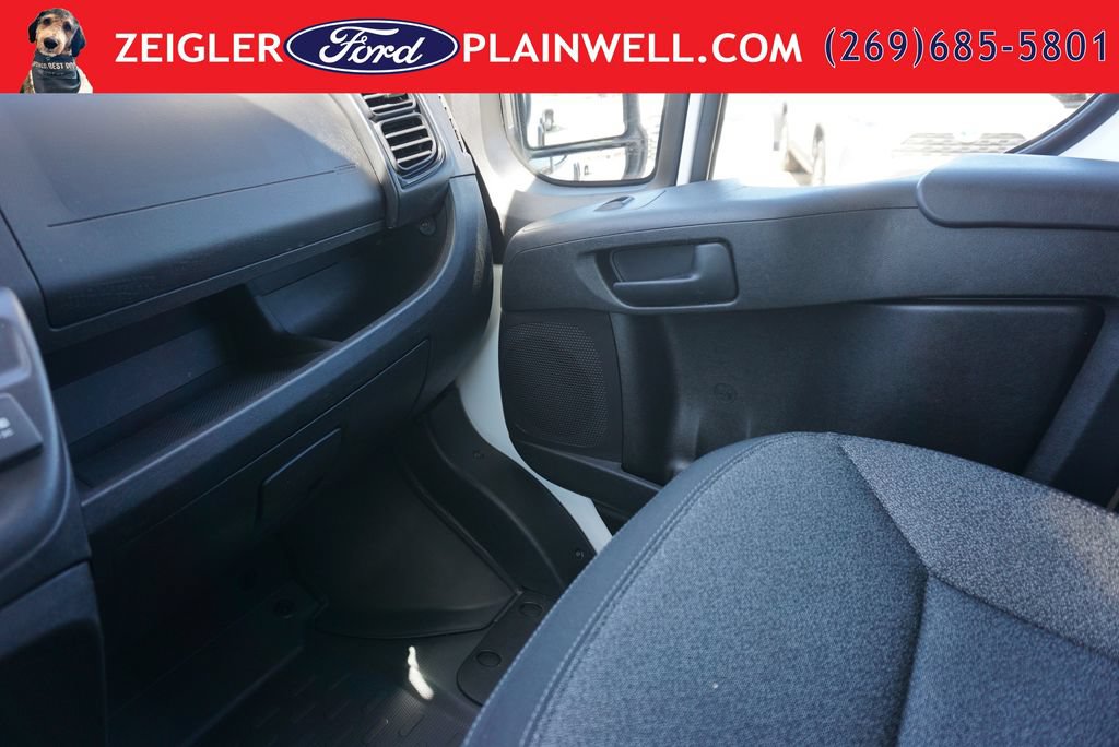 Used 2025 RAM ProMaster 2500 w/ U-Haul Equipment Group FWD image 28