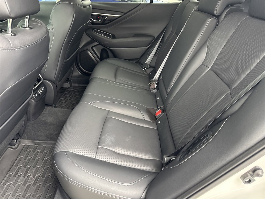 Certified 2022 Subaru Outback Limited image 31