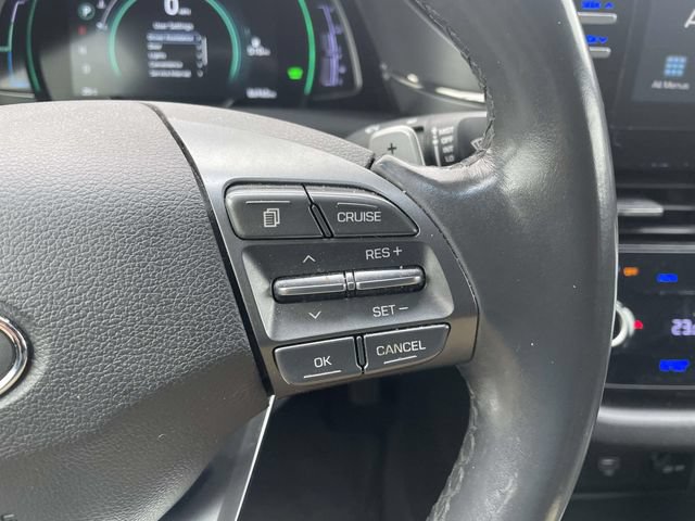 Used 2020 Hyundai Ioniq SE FWD image 22