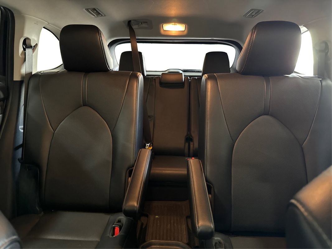 Used 2022 Toyota Highlander Limited image 18