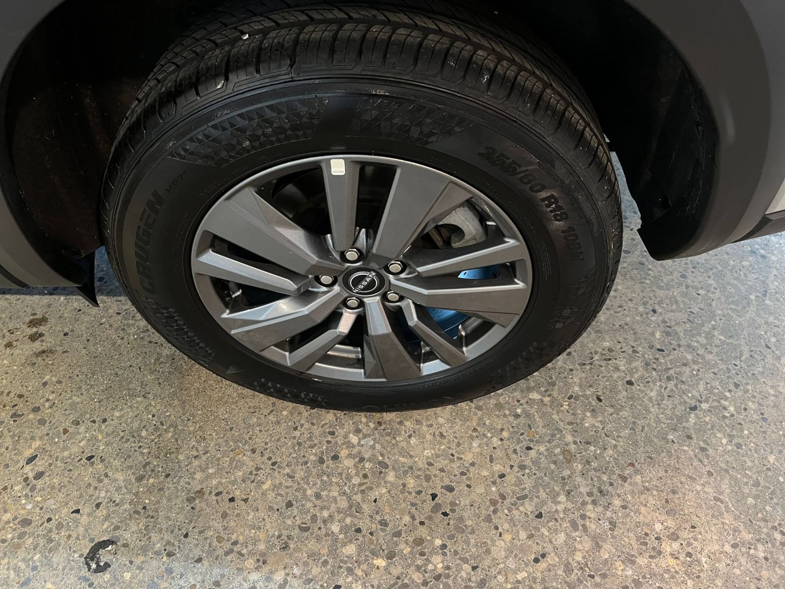 Used 2025 Nissan Pathfinder SV AWD/4WD image 32