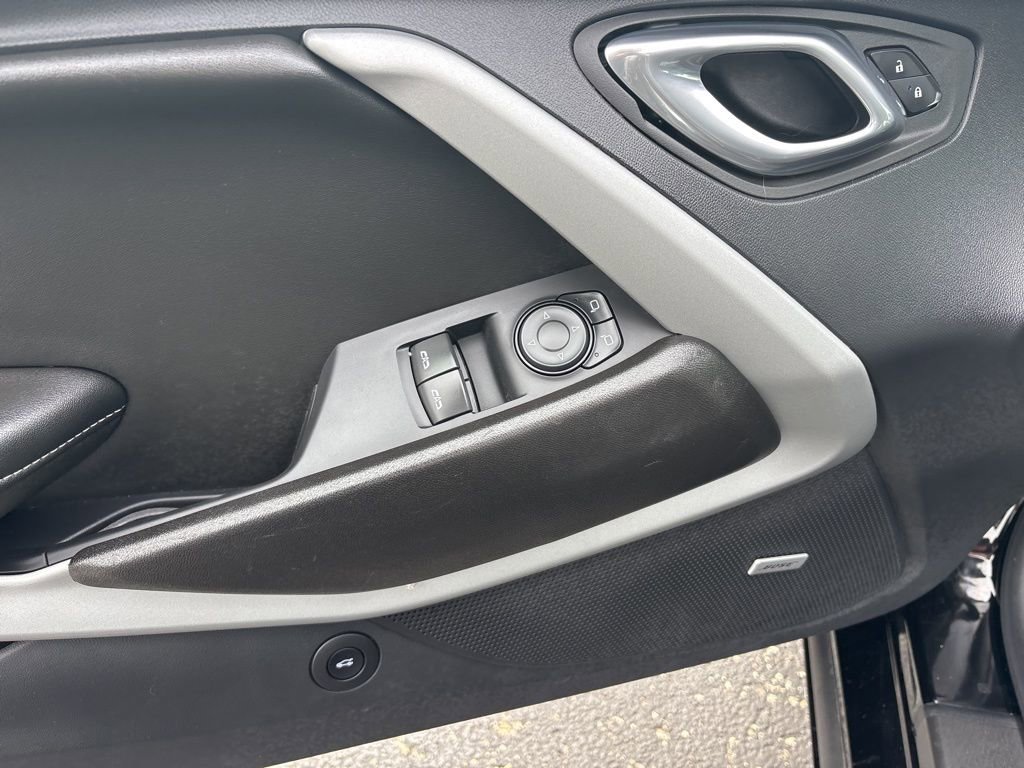 Used 2023 Chevrolet Camaro LT w/ Technology Package image 37
