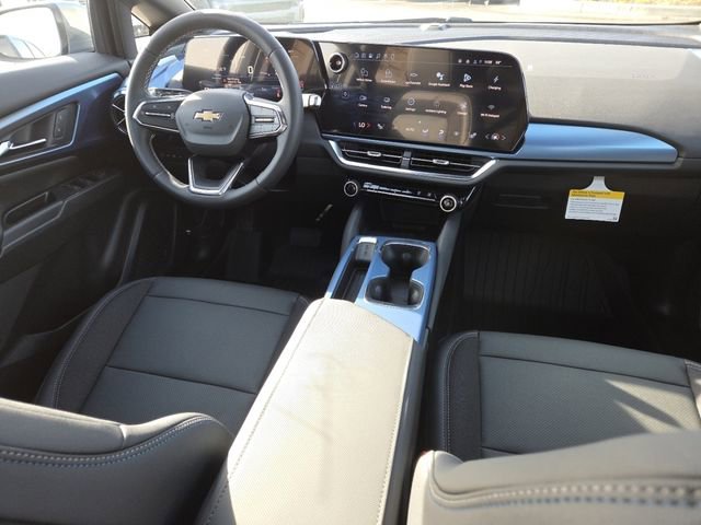 New 2026 Chevrolet Equinox EV LT image 27