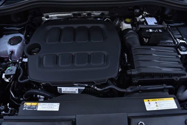 New 2026 Volkswagen Tiguan SE FWD image 27