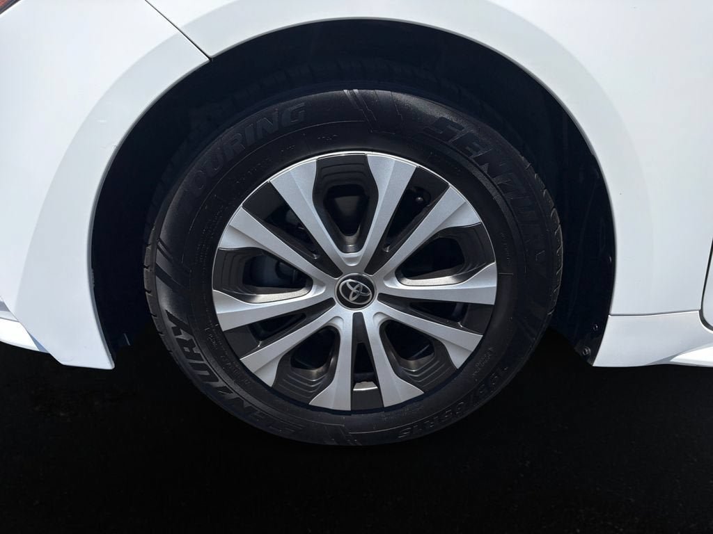 Used 2022 Toyota Corolla LE FWD image 9