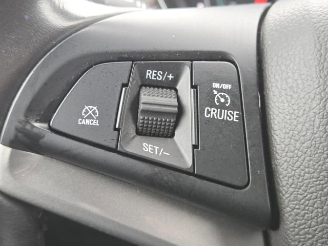 Used 2020 Chevrolet Trax LT w/ LT Convenience Package image 9