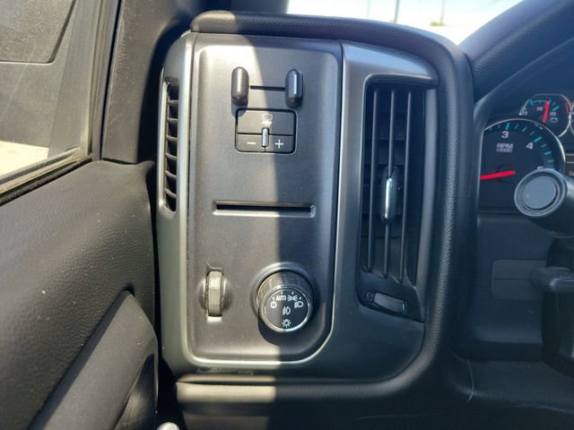Used 2018 Chevrolet Silverado 1500 LT w/ Texas Edition RWD image 23