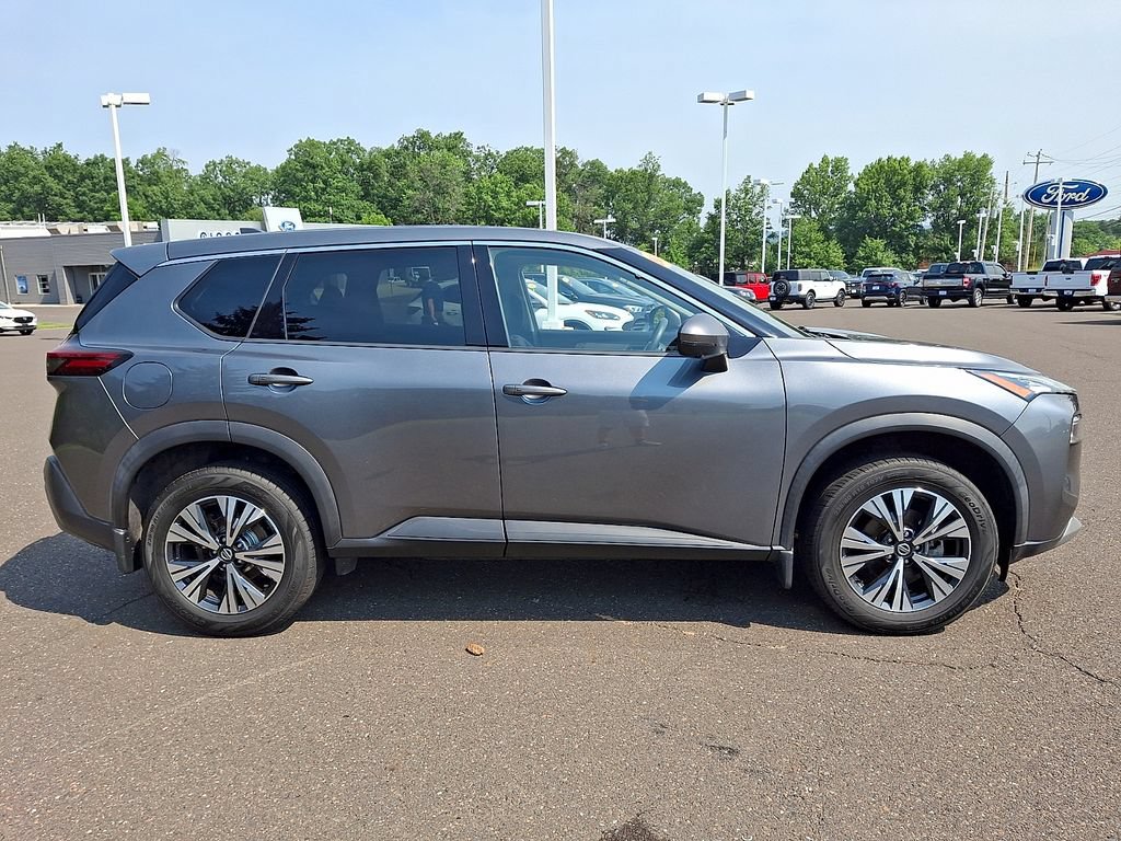 Used 2021 Nissan Rogue SV AWD/4WD image 10