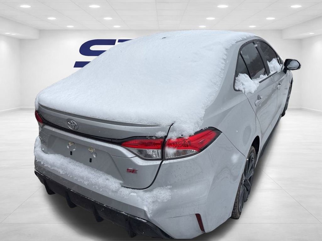 Used 2024 Toyota Corolla SE image 6