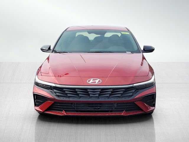 New 2025 Hyundai Elantra SEL image 11
