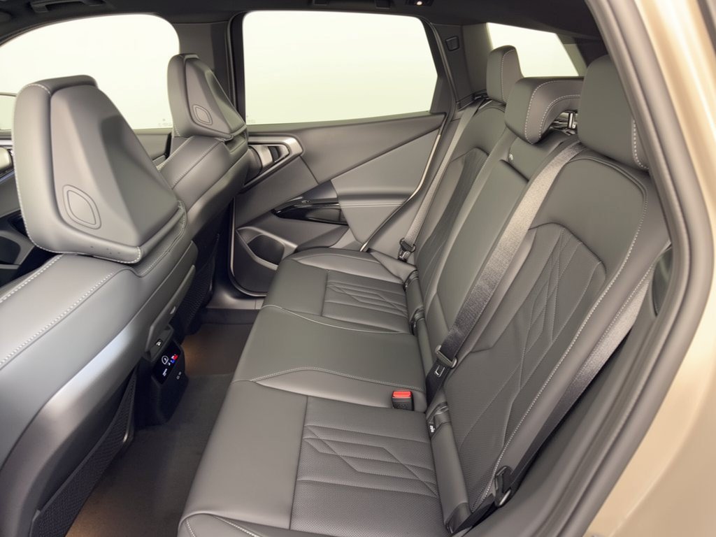 New 2026 BMW X3 xDrive30i w/ Premium Package AWD/4WD image 25