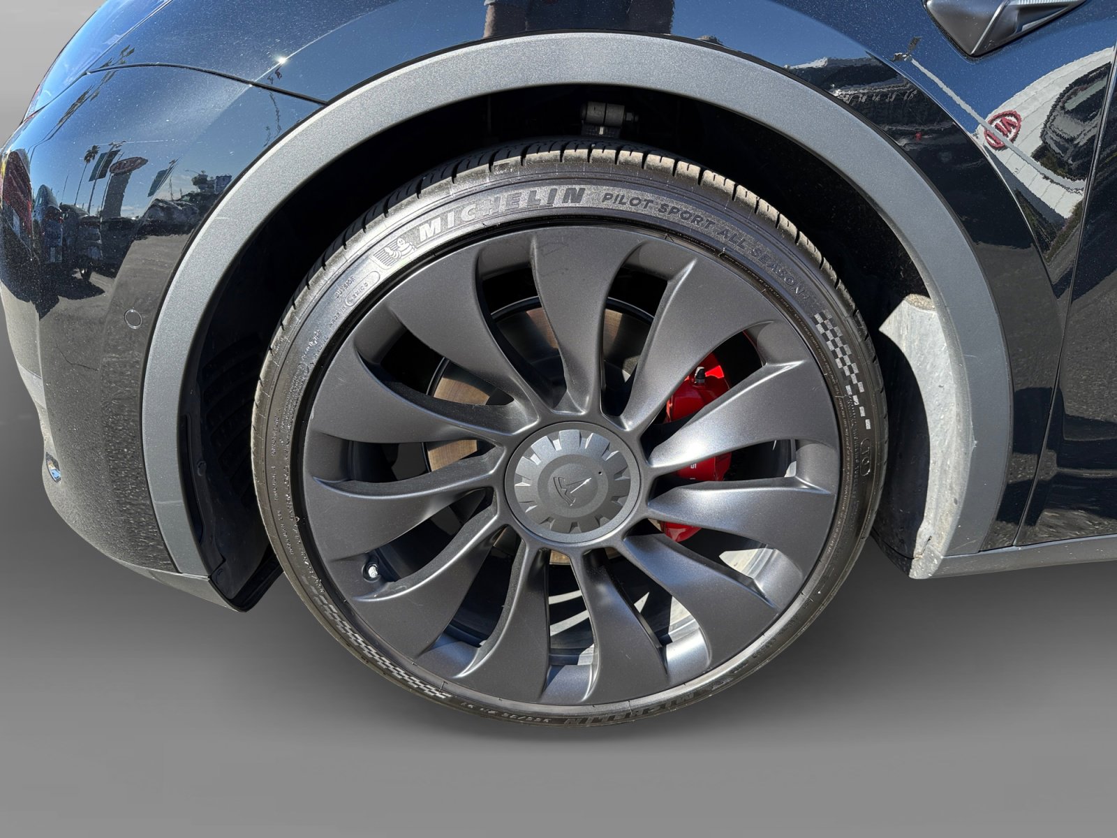 Used 2022 Tesla Model Y Performance image 9