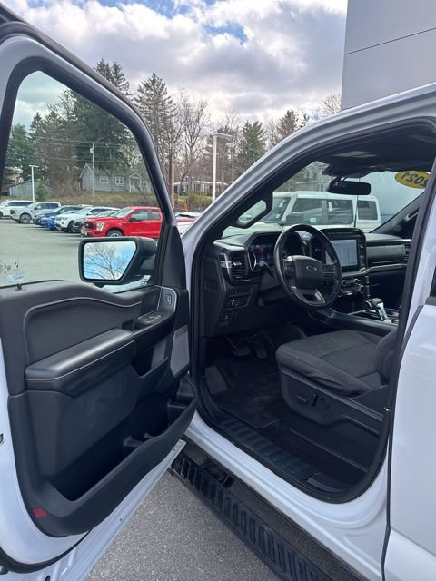 Used 2021 Ford F150 XLT w/ Equipment Group 302A High image 14