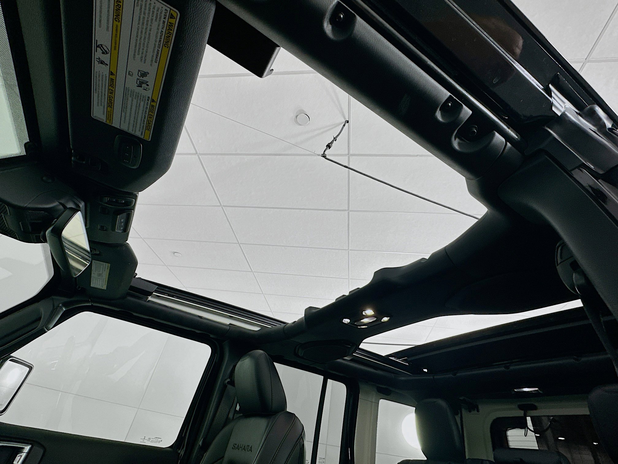 Used 2021 Jeep Wrangler Sahara w/ Cold Weather Group image 26