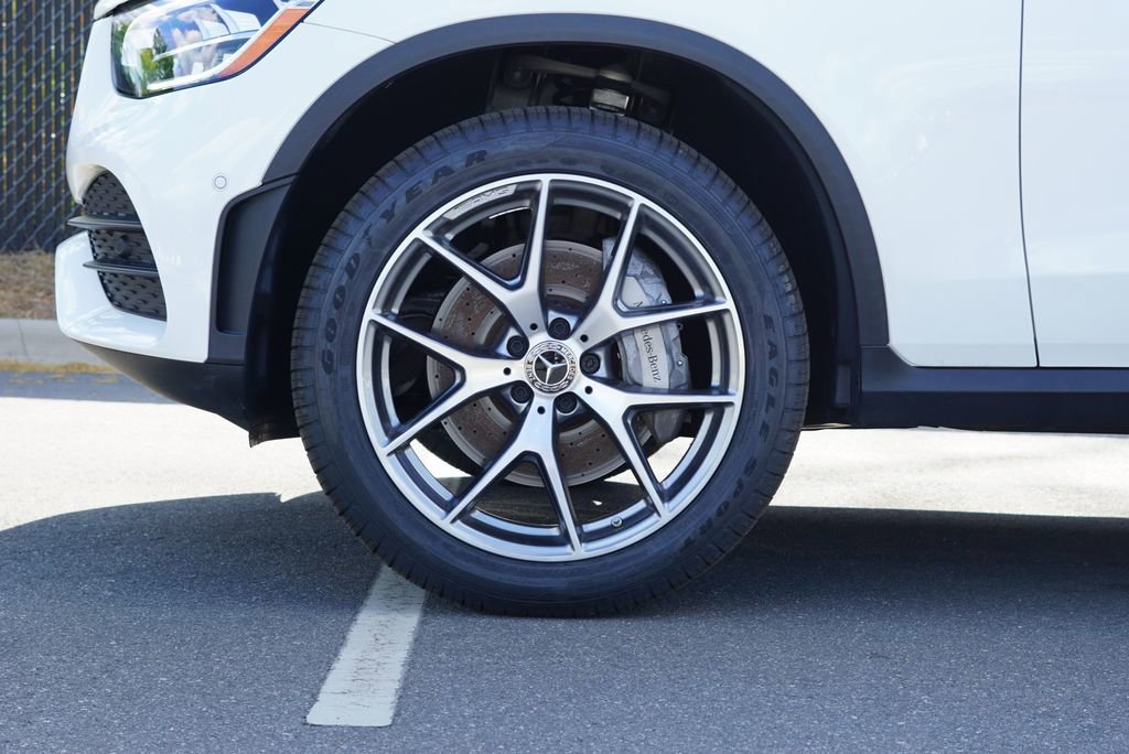 Used 2022 Mercedes-Benz GLC 300 4MATIC Coupe w/ AMG Line image 11