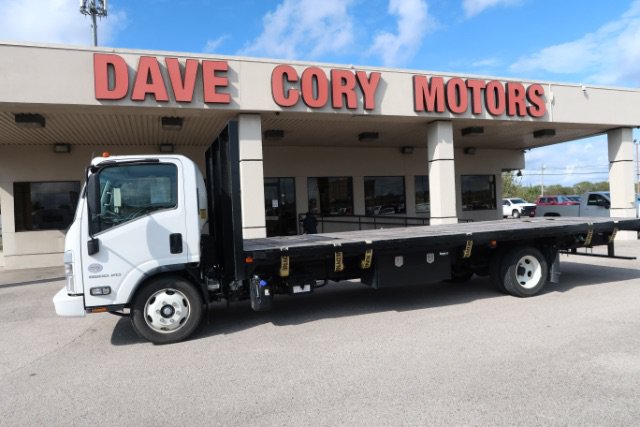 Used 2024 Chevrolet Low Cab Forward 5500XD RWD image 1