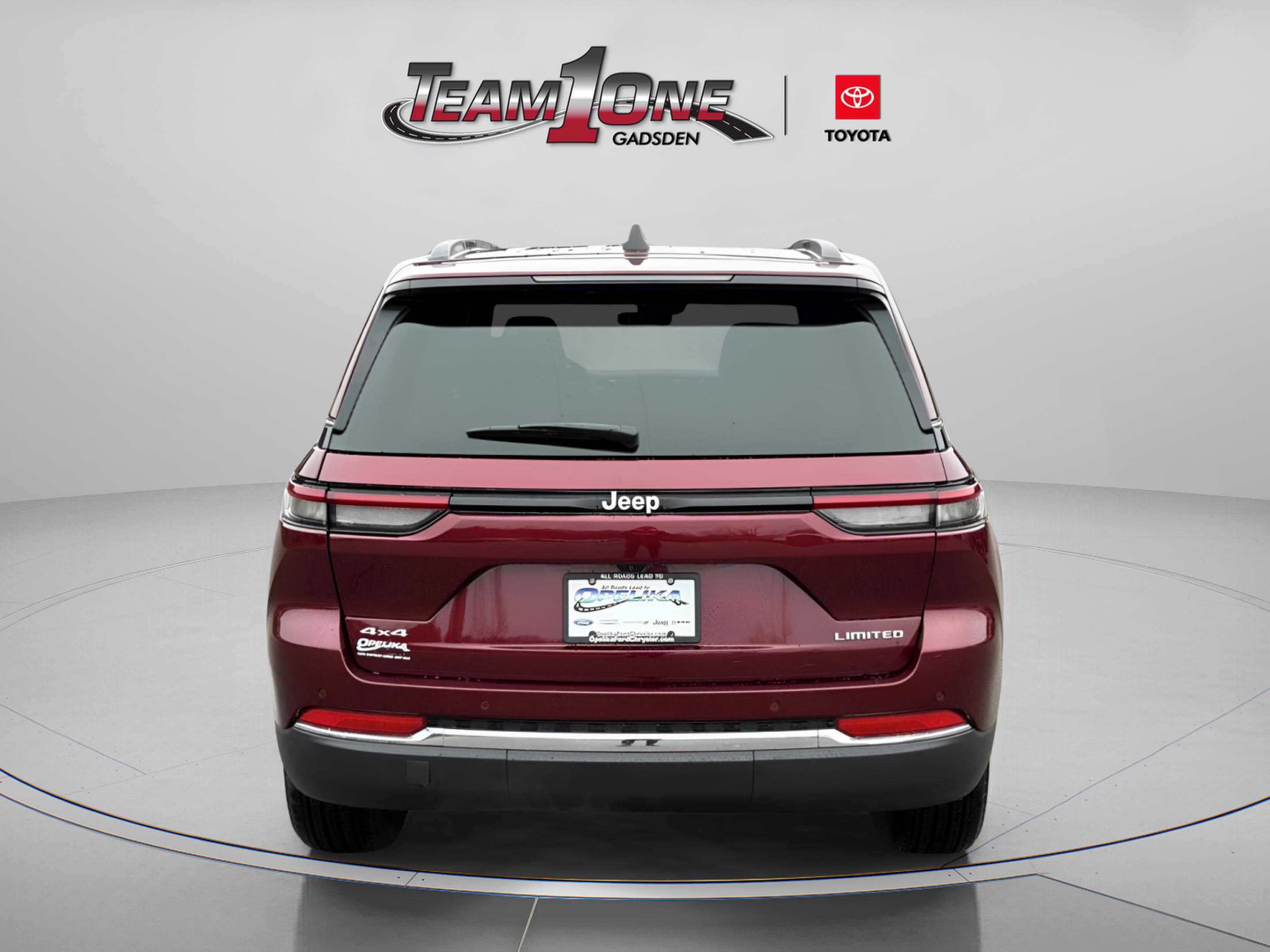 Used 2025 Jeep Grand Cherokee Limited w/ Trailer Tow Package image 17