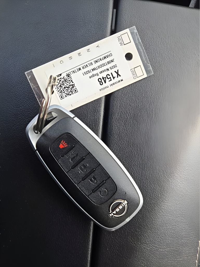 Used 2026 Nissan Rogue Platinum w/ Platinum Premium Package AWD/4WD image 28