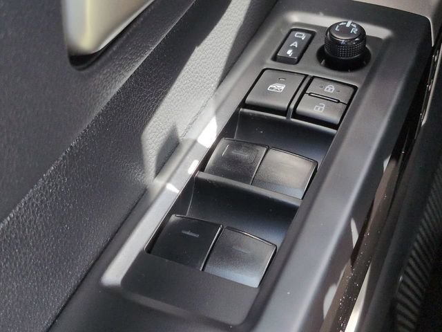 Used 2024 Toyota Tundra Limited AWD/4WD image 24