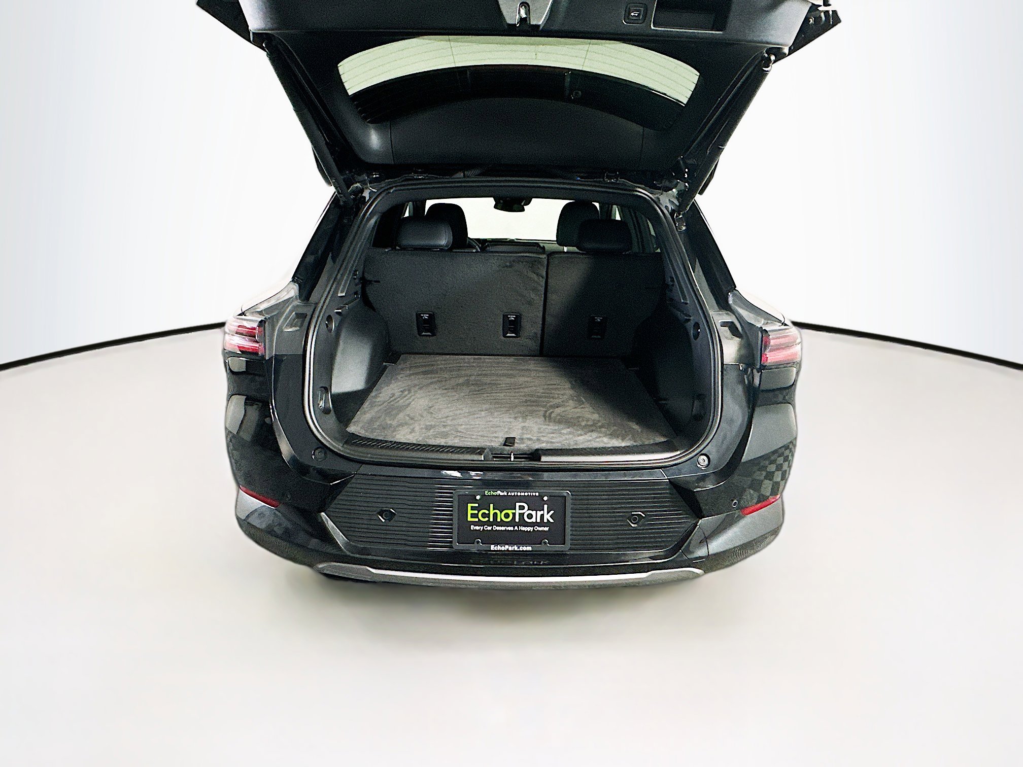 Used 2024 Chevrolet Equinox EV LT FWD image 30