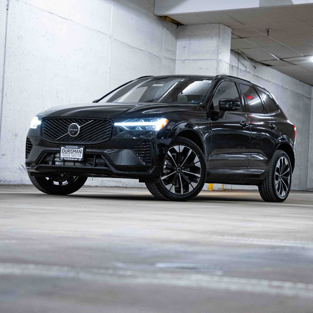 New 2026 Volvo XC60 T8 Plus w/ Protection Package Premier