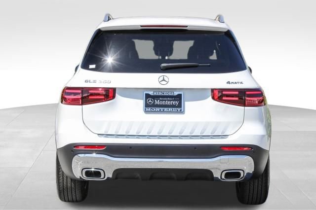 New 2025 Mercedes-Benz GLB 250 4MATIC image 7