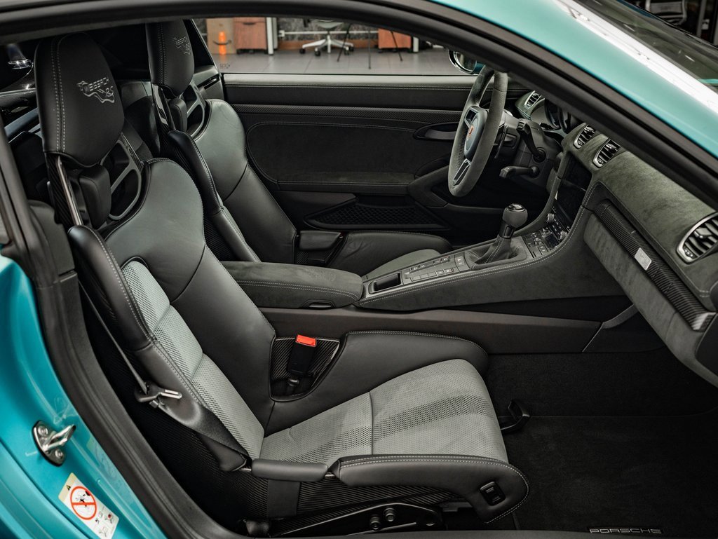Certified 2024 Porsche 718 Cayman GT4 RS w/ Weissach Package image 36