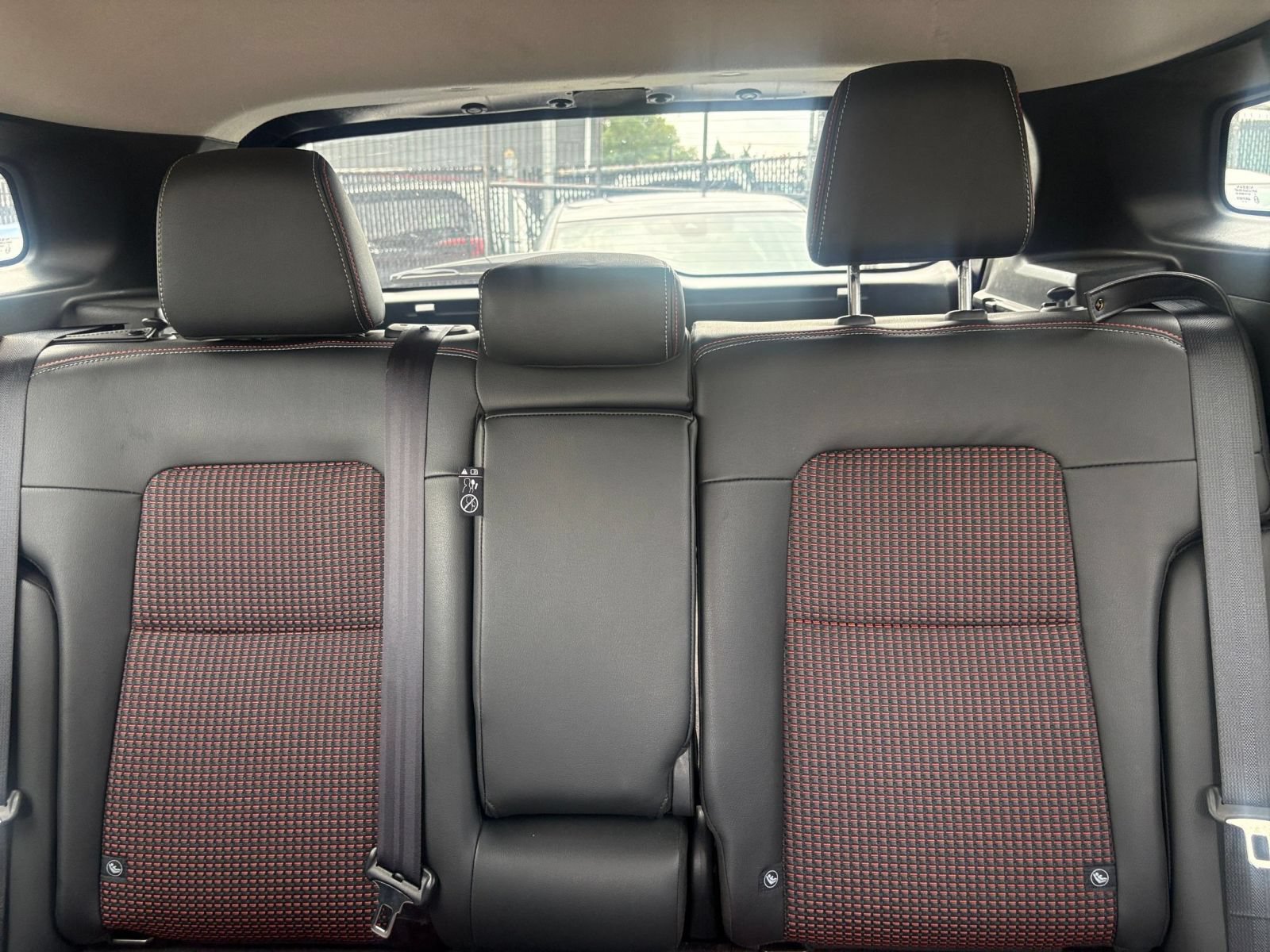 Used 2026 Nissan Kicks SR AWD/4WD image 32