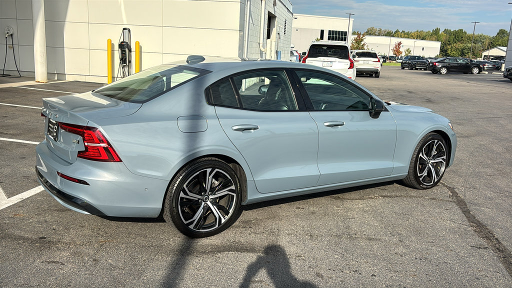 Certified 2024 Volvo S60 B5 Plus w/ Climate Package AWD/4WD image 28