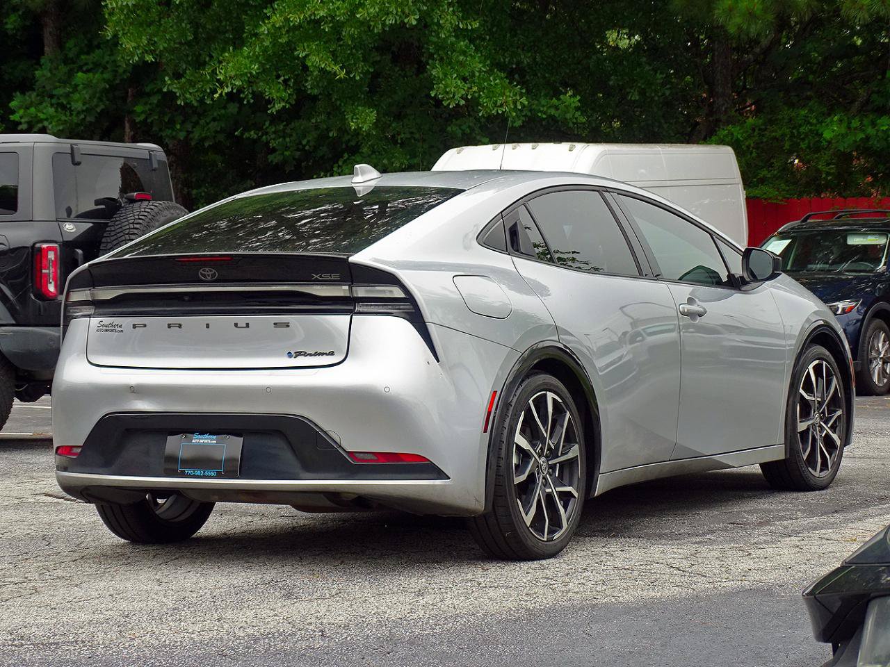 Used 2023 Toyota Prius Prime FWD image 13