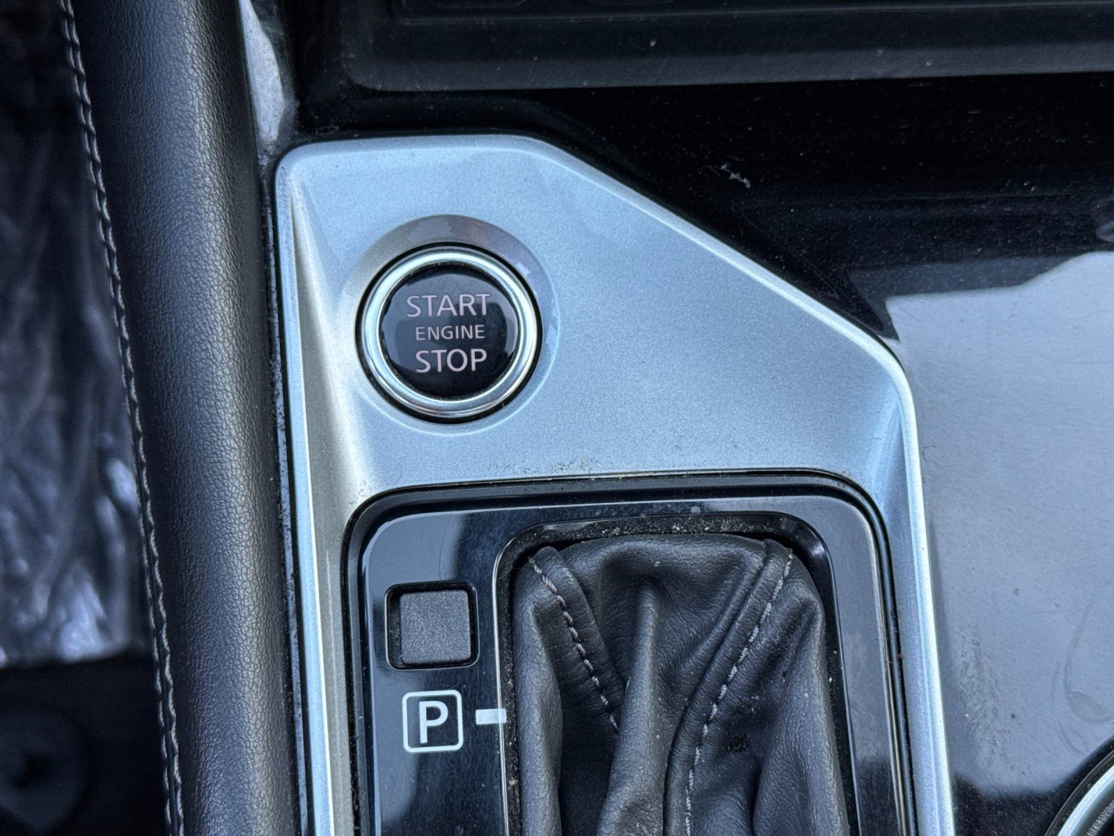 Used 2023 Nissan Altima 2.5 SV w/ SV Premium Package FWD image 22