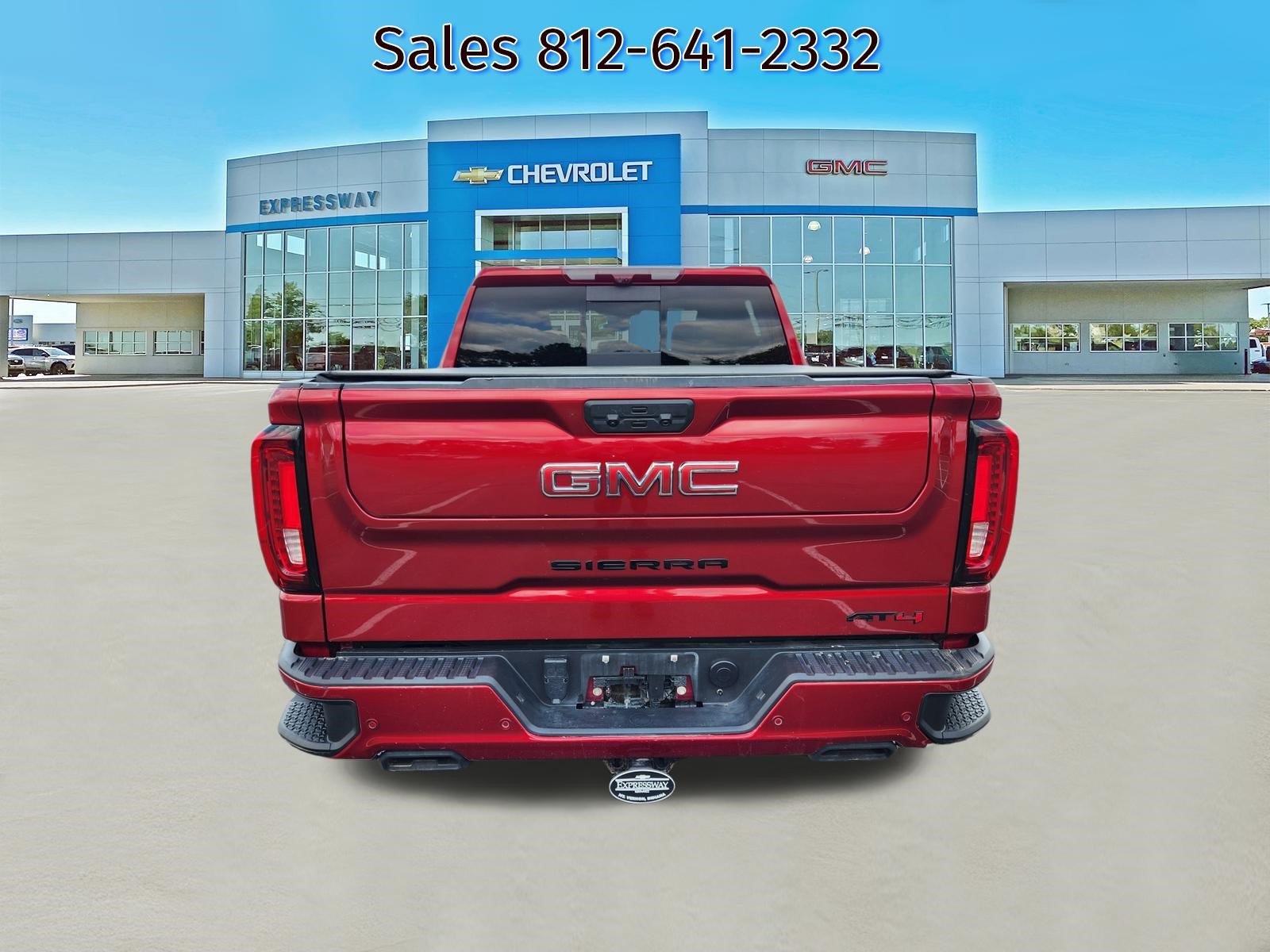 Used 2024 GMC Sierra 1500 AT4 w/ Technology Package AWD/4WD image 6