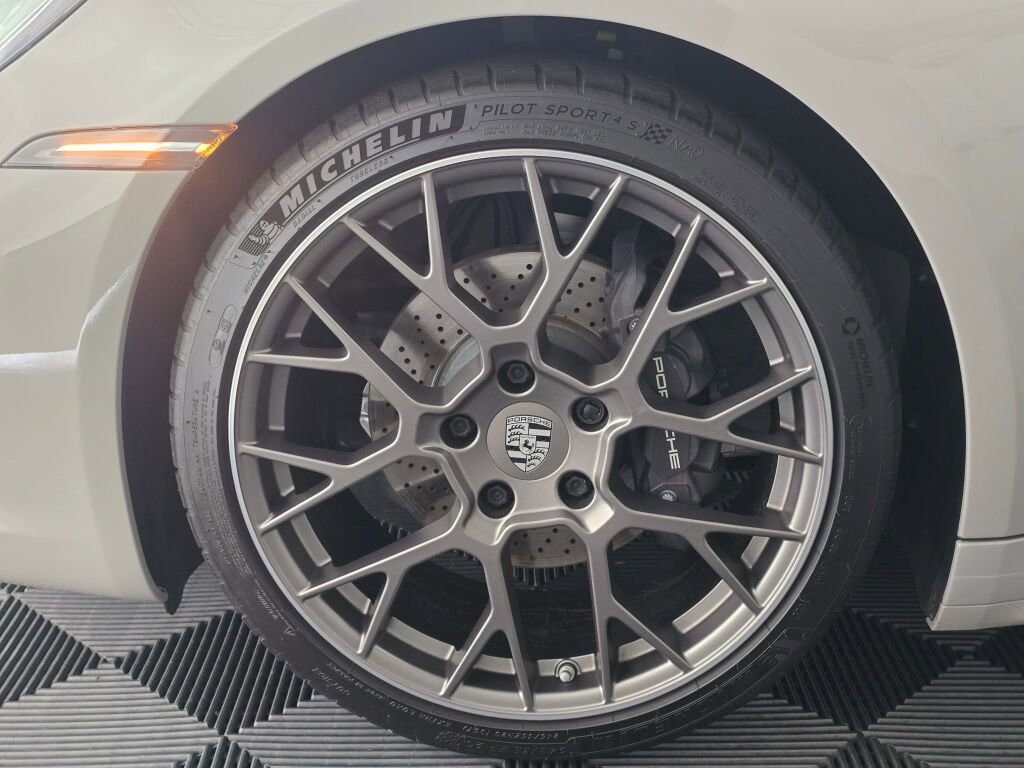 Certified 2022 Porsche 911 Carrera image 29