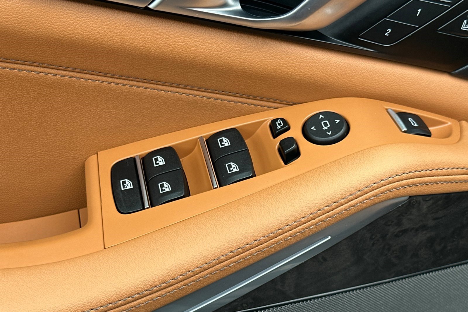 Used 2026 BMW X5 xDrive40i w/ M Sport Package image 13