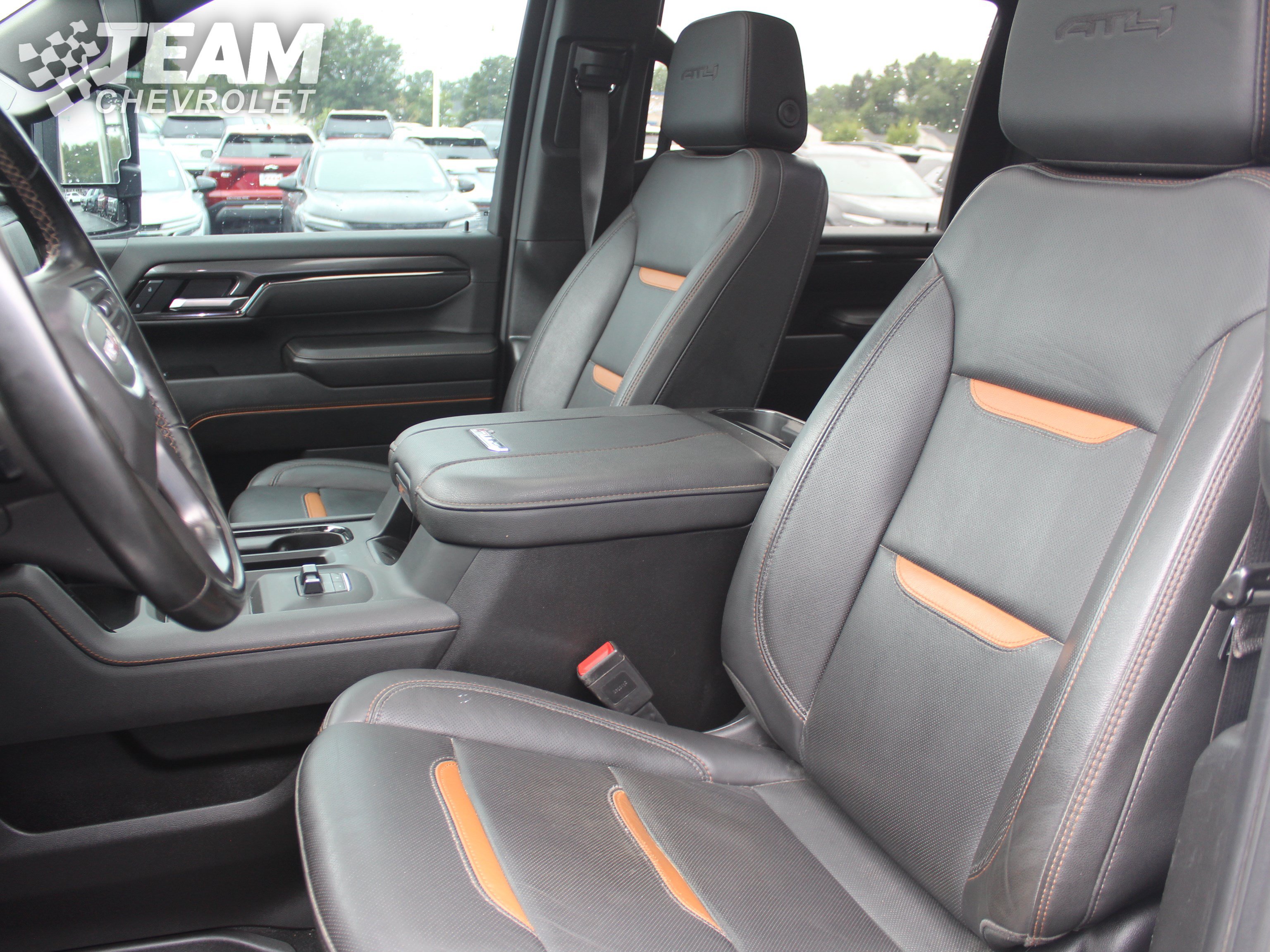 Certified 2025 GMC Sierra 2500 AT4 w/ AT4 Premium Plus Package AWD/4WD image 11