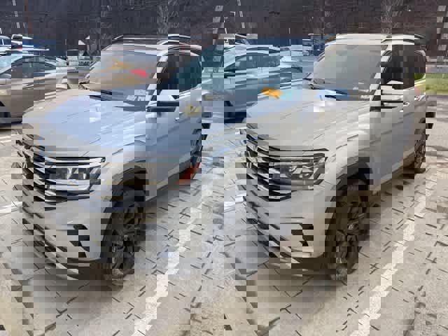 Certified 2023 Volkswagen Atlas SE w/ Panoramic Sunroof Package image 1
