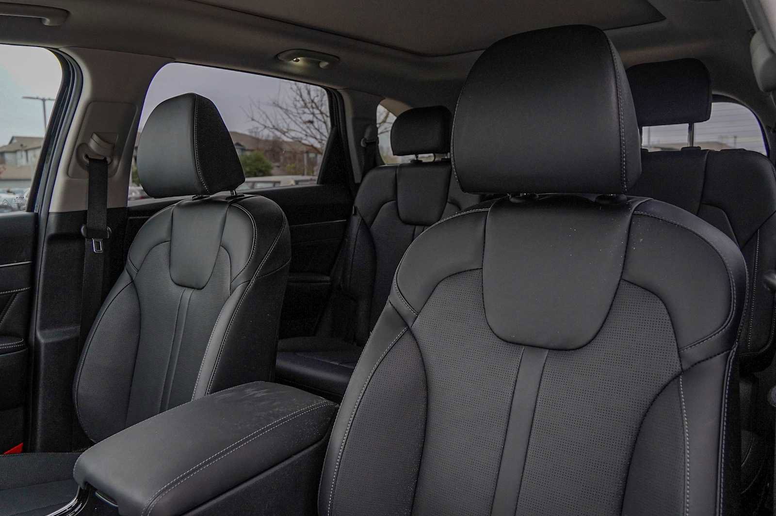 Certified 2025 Kia Sorento SX image 11