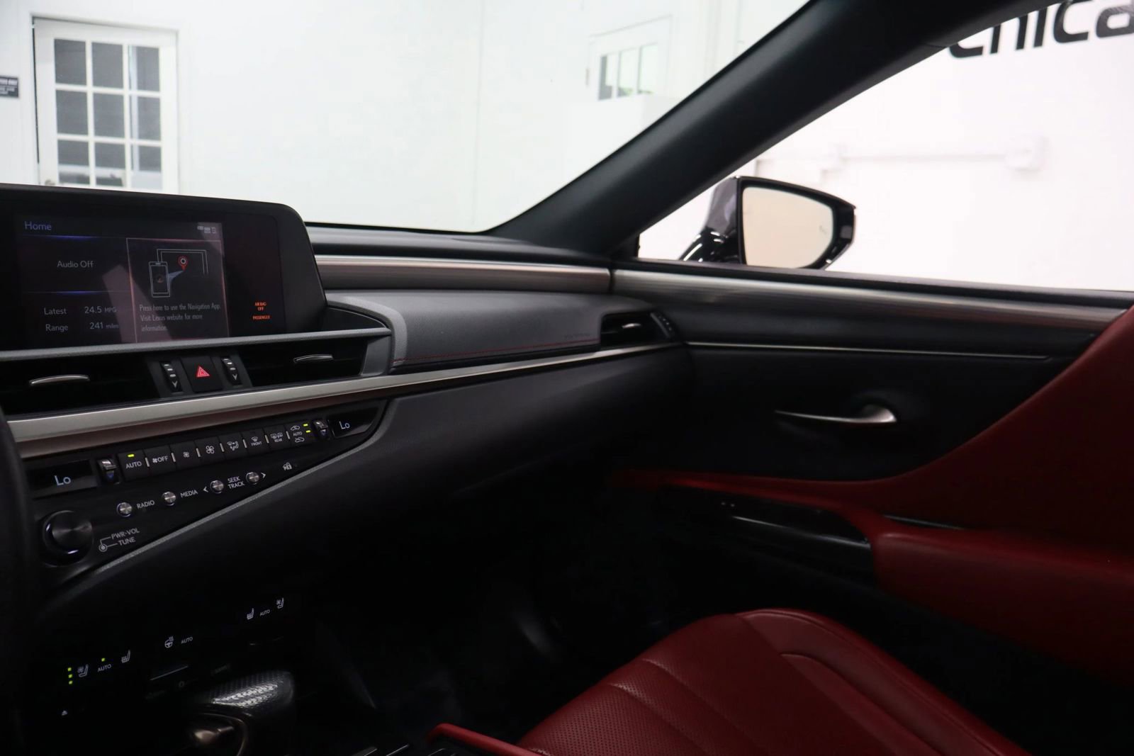 Used 2019 Lexus ES 350 F Sport w/ Accessory Package 2 FWD image 33