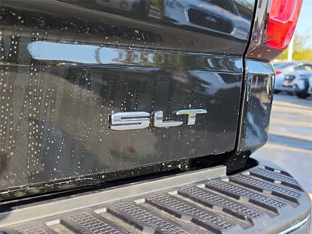 New 2026 GMC Sierra 1500 SLT image 5