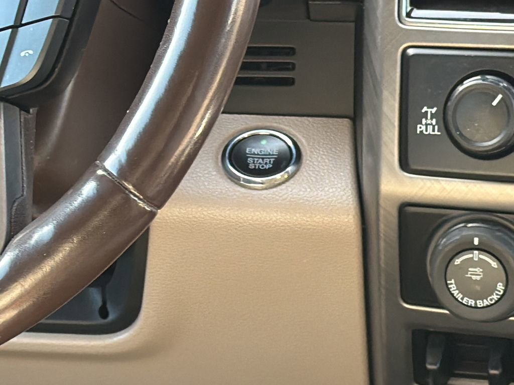 Used 2020 Ford F150 Limited image 23