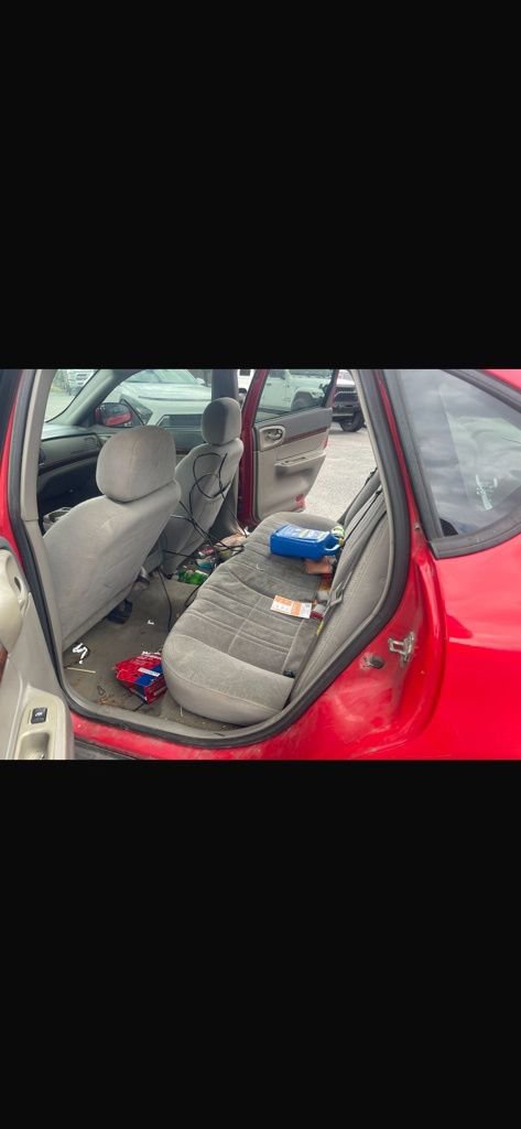 Used 2004 Chevrolet Impala w/ Preferred Equipment Group image 9