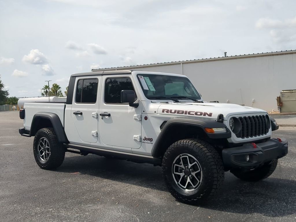 Used 2025 Jeep Gladiator Rubicon w/ Safety Group image 2